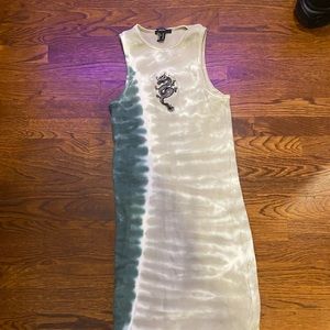FOREVER 21 M Dragon Dress